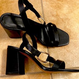 Banana Republic strappy sandals 9